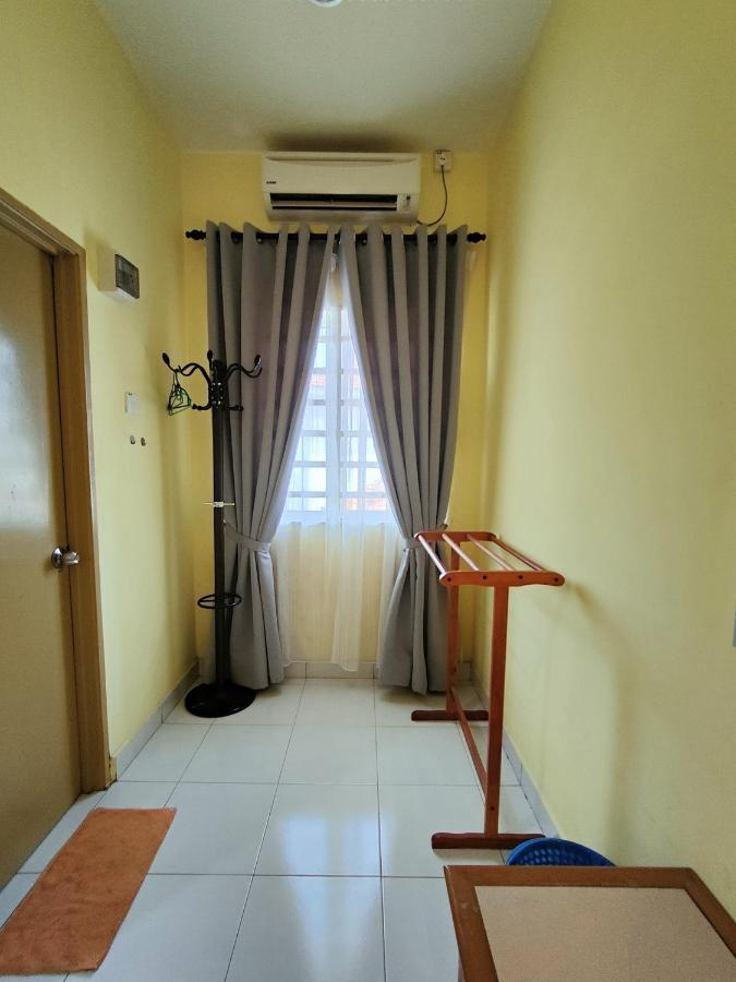Homestay Roma Suite Kuala Terengganu Esterno foto